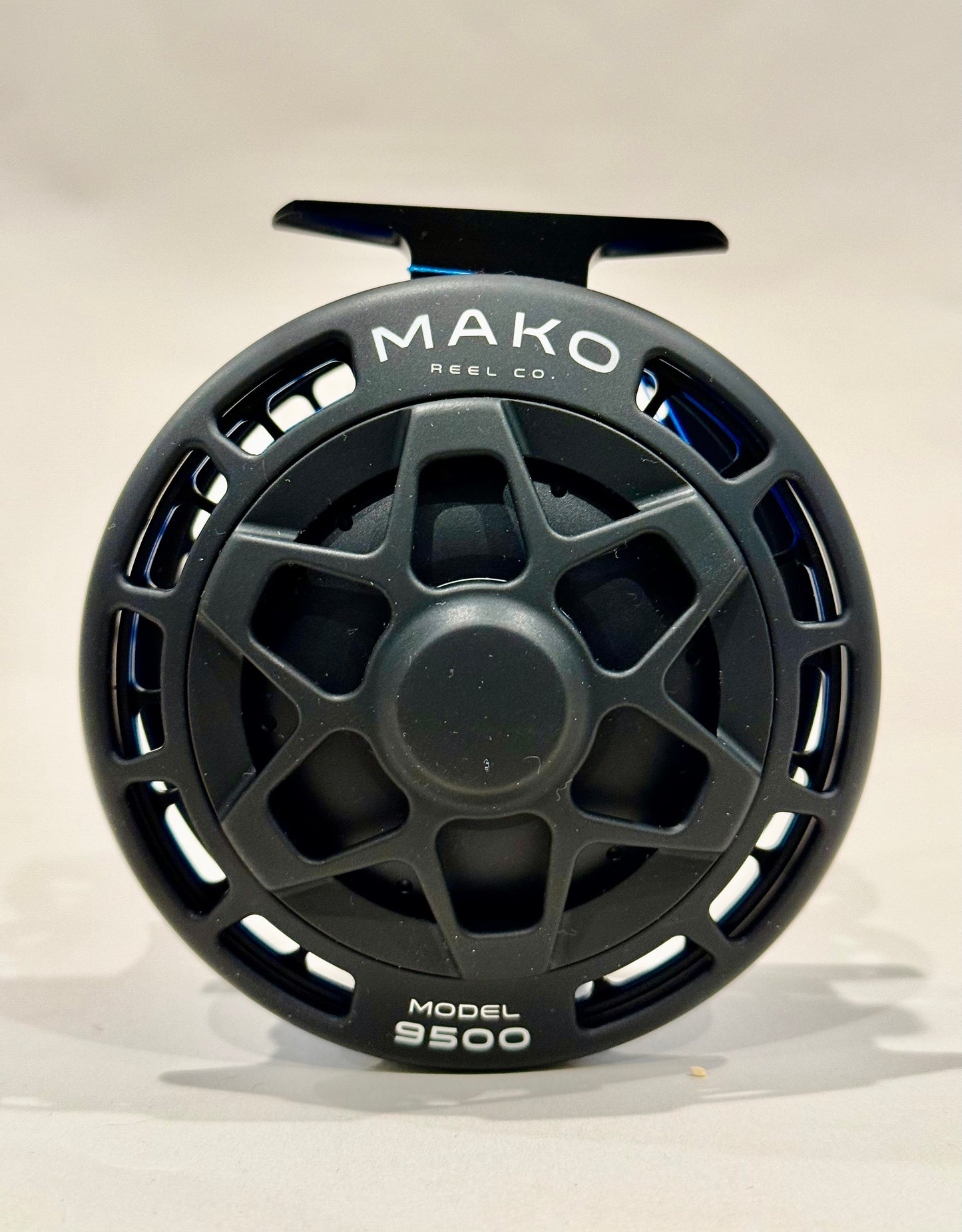 Mako 9500 6/7/8/9 Matte Black